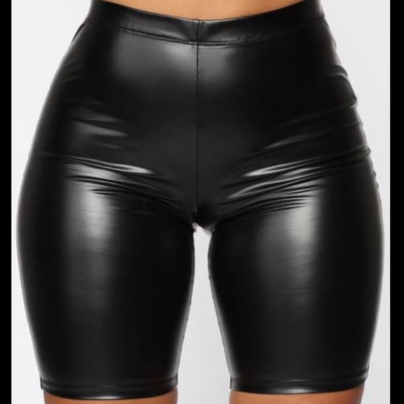 Fashion Nova Black Rough Rider Biker Shorts - Picture 3 of 4